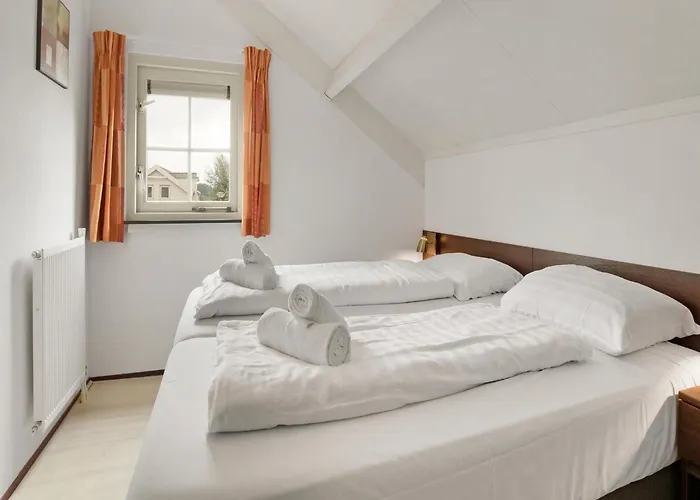 Сasa de vacaciones By Water Near Rotterdam And Zeeland