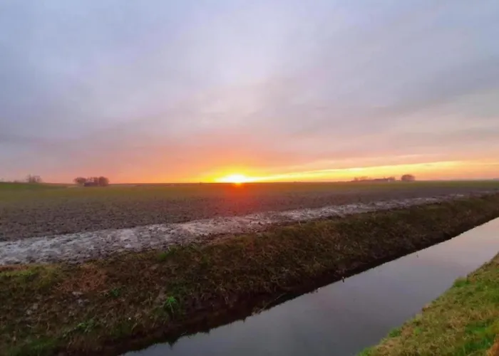 Сasa de vacaciones By Water Near Rotterdam And Zeeland *