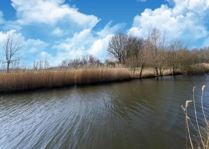 By Water Near Rotterdam And Zeeland Vakantiehuis